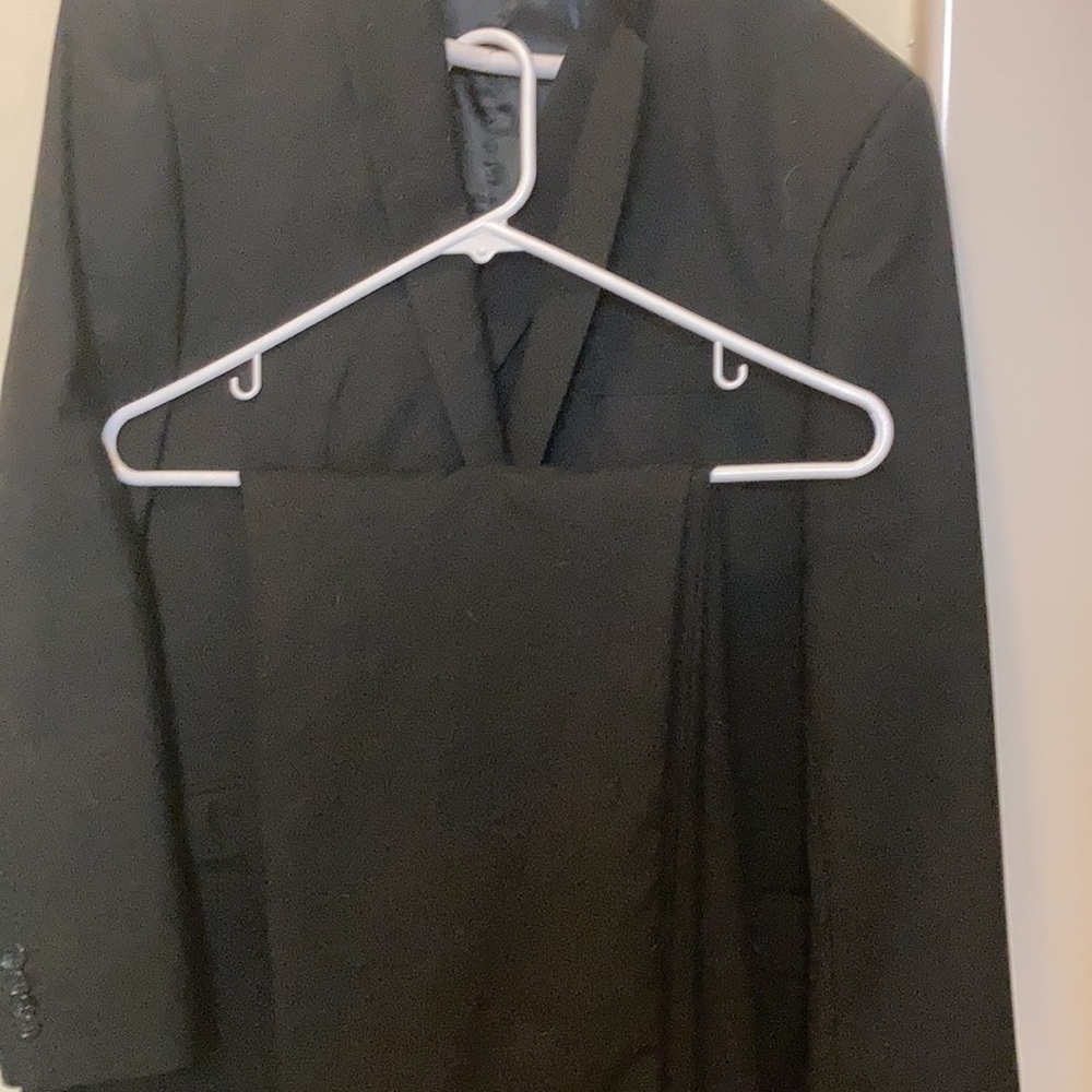 3 piece Azzuro tailored suit